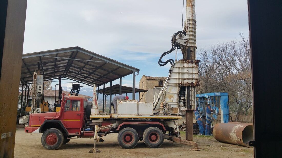 Perforadora hidráulica IMT 805